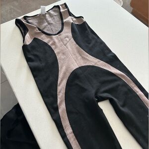 Stretchy jumpsuit, black and brown